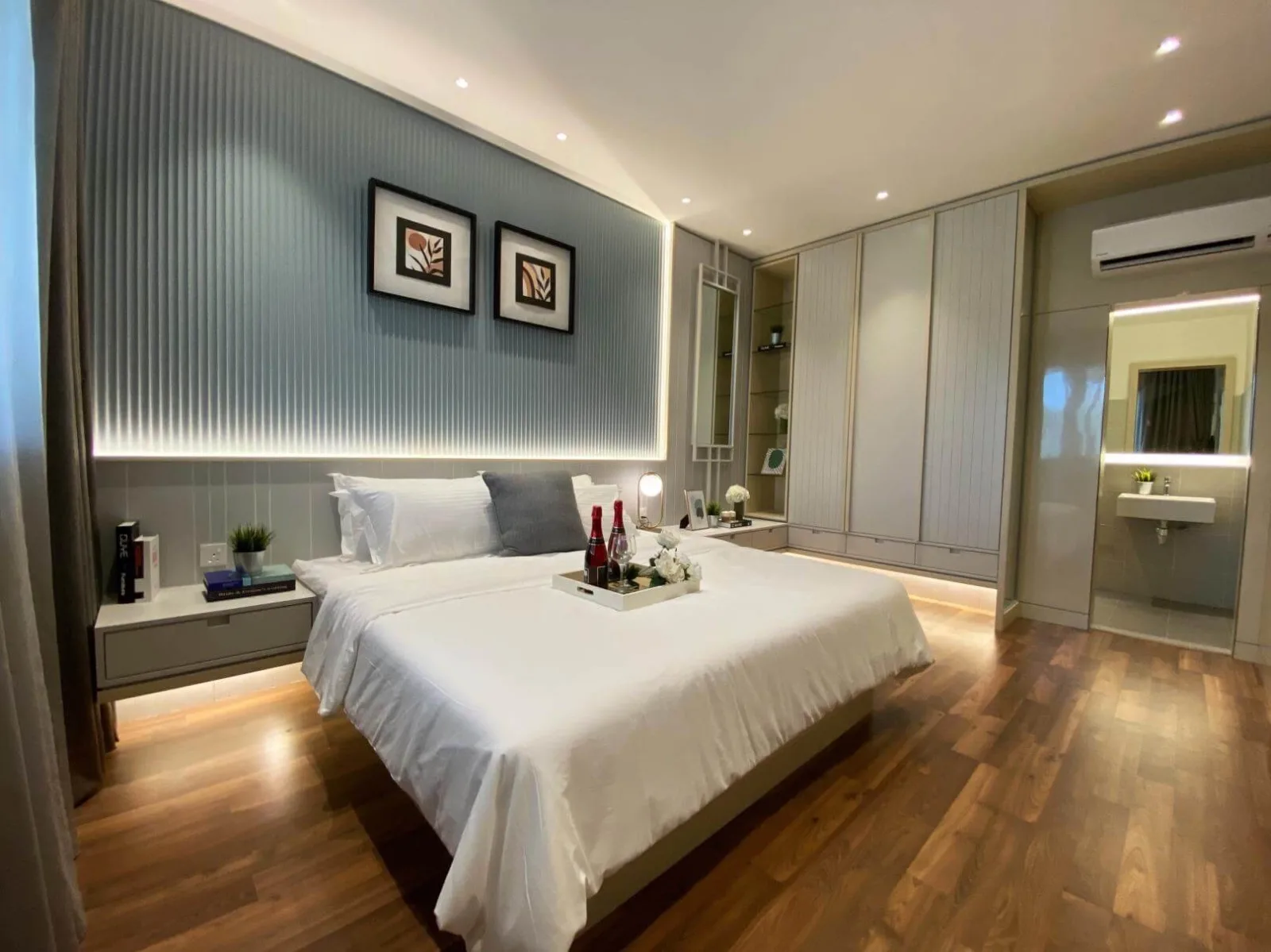 Aster Hill Sri Petaling partially furnished master bedroom show unit interior